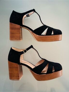 Cushionaire Black Suede Platform T-Strap